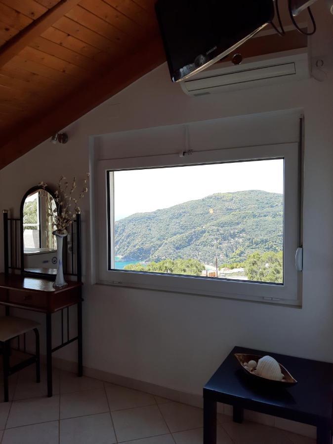 Zoe'S Studios Parga Exterior photo