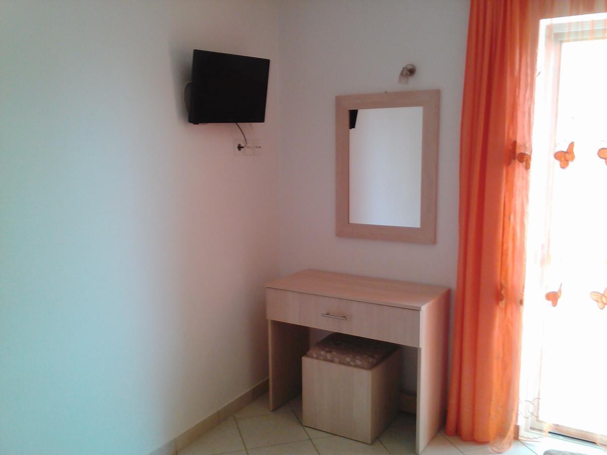 Zoe'S Studios Parga Exterior photo
